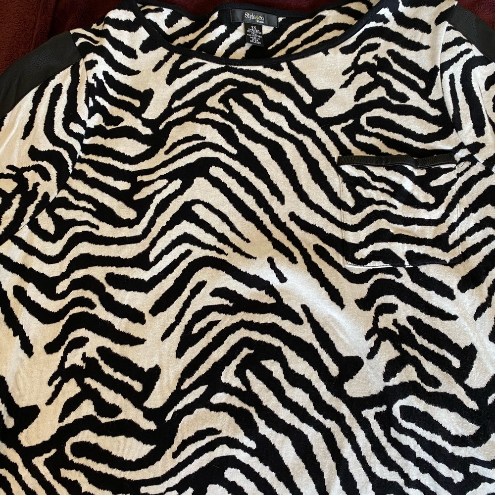 Style and Co. women’s sweater